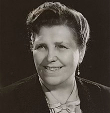 ‘I am a political animal, but I am not a politician’: Leah Manning as a sponsored parliamentary candidate in the 1930s.