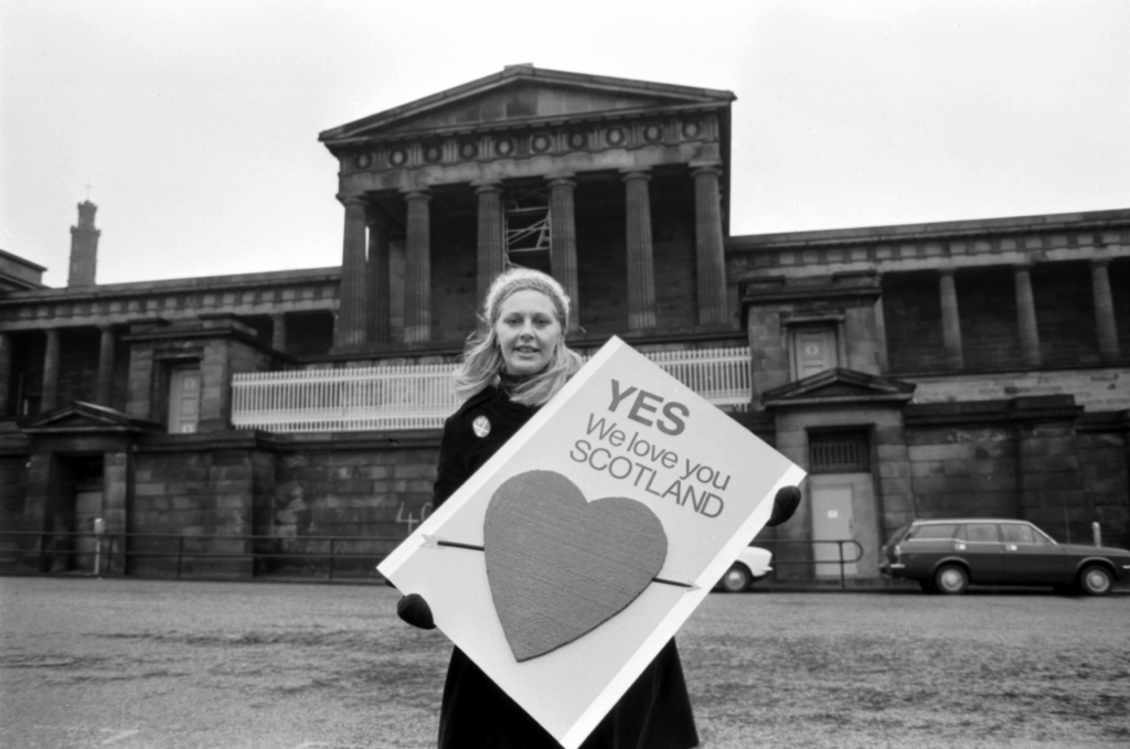 ‘An Auld Sang with a New Tune’: Devolution to Scotland in the 1970s